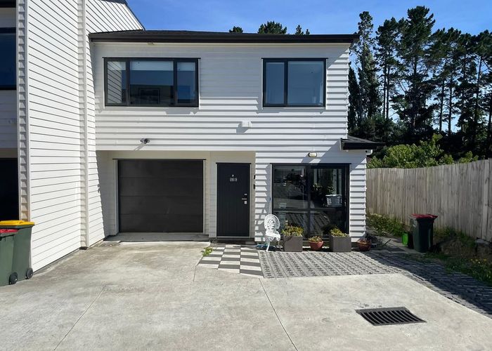  at 52C Universal Drive, Henderson, Auckland