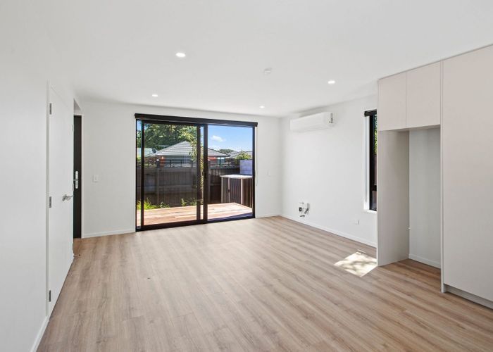  at 2/34 Peer Street, Upper Riccarton, Christchurch