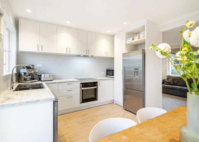  at 17a Stanley Road, Glenfield, North Shore City, Auckland