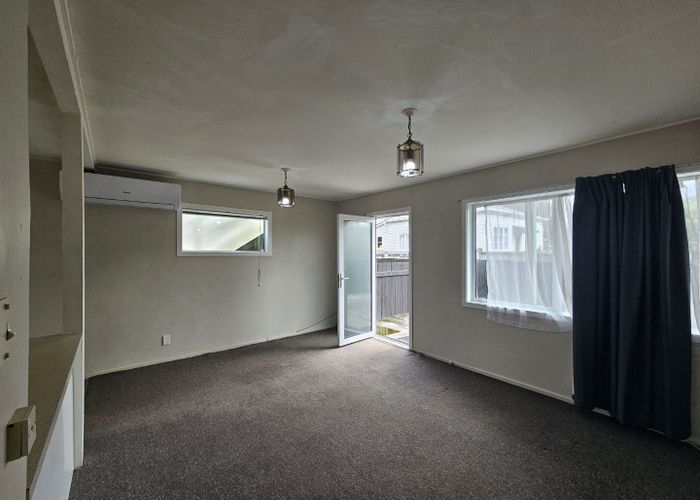  at 2/54 Awamutu Grove, Waiwhetu, Lower Hutt, Wellington