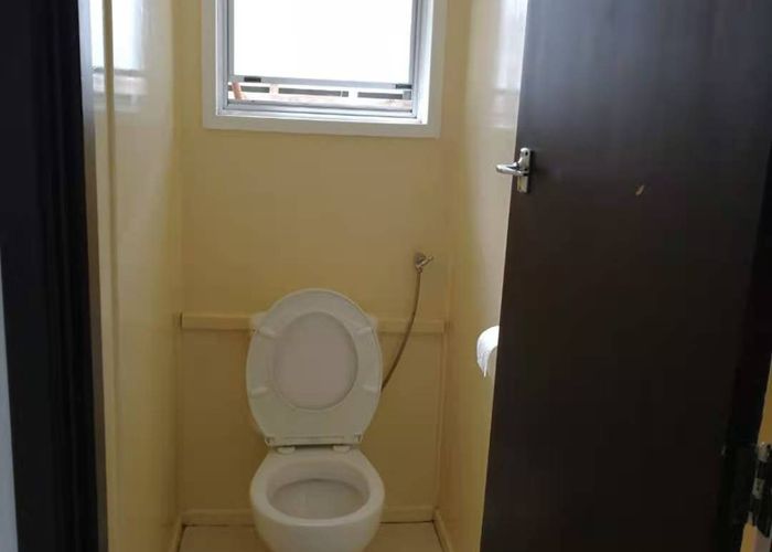  at 10 Ware Place, Pakuranga, Manukau City, Auckland