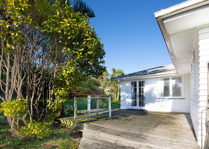  at 42 Kaituna Street, Waitangirua, Porirua, Wellington