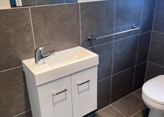  at 2/60 Southampton Street, Sydenham, Christchurch City, Canterbury