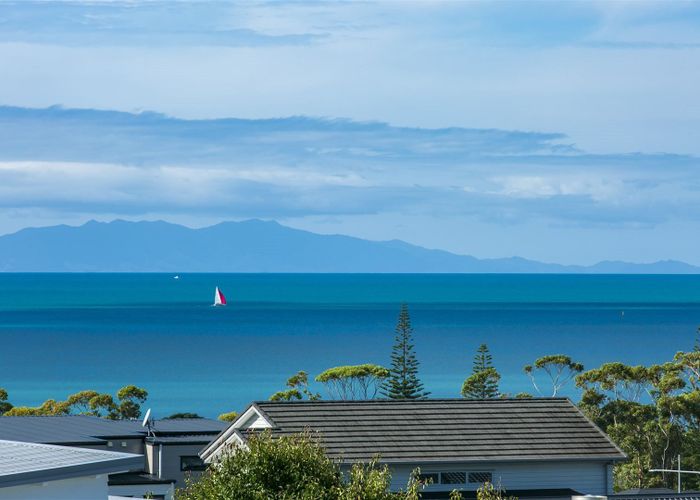  at 12 Caldera Drive, Long Bay, Auckland