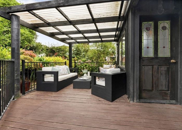  at 64A Mirrabooka Avenue, Botany Downs, Manukau City, Auckland