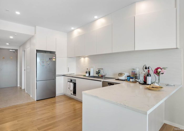  at 4/69 Lake Road, Devonport, Auckland