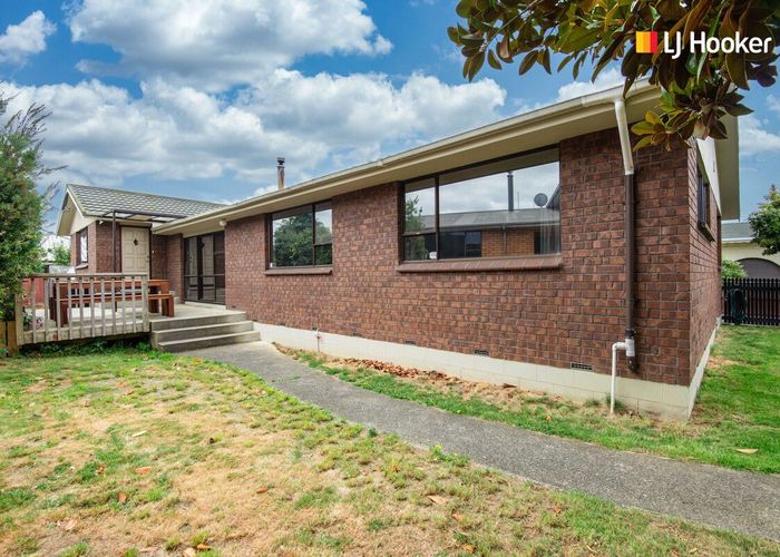  at 14 Windsor Place, Mosgiel, Mosgiel