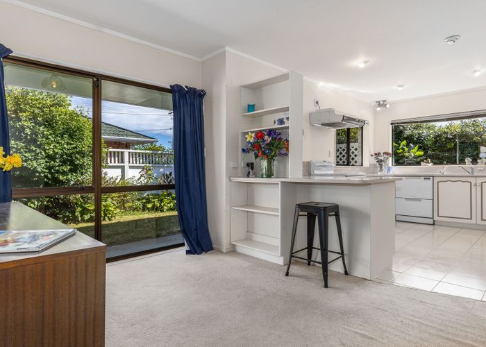  at 272 Te Moana Road, Waikanae, Waikanae