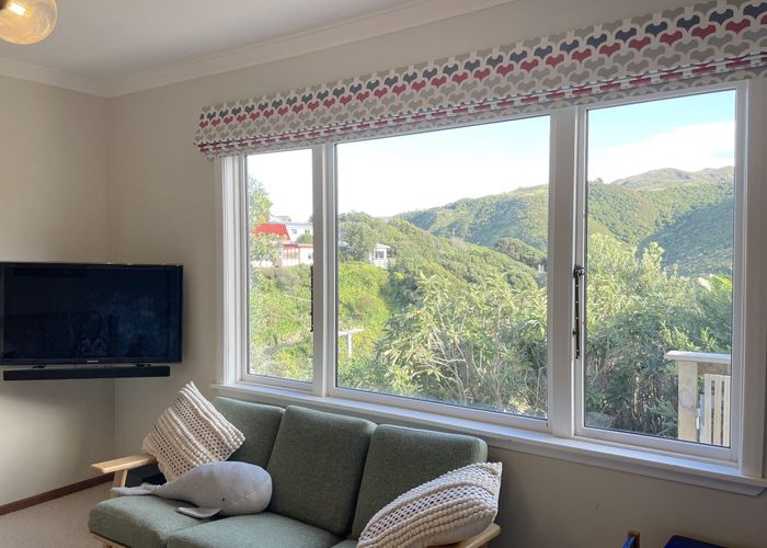  at 129 Severn Street, Island Bay, Wellington