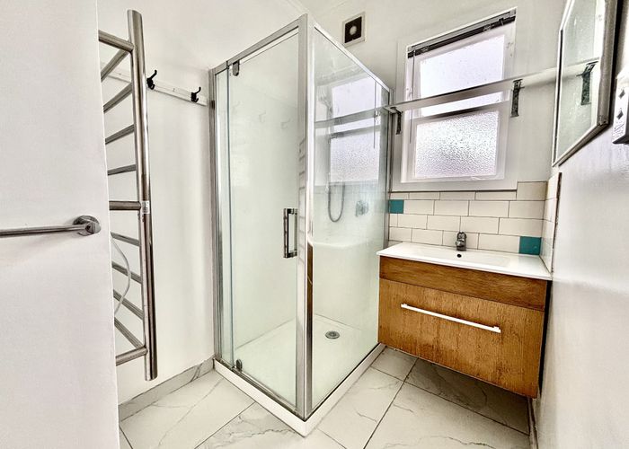  at 49A Fifth Avenue, Mount Albert, Auckland