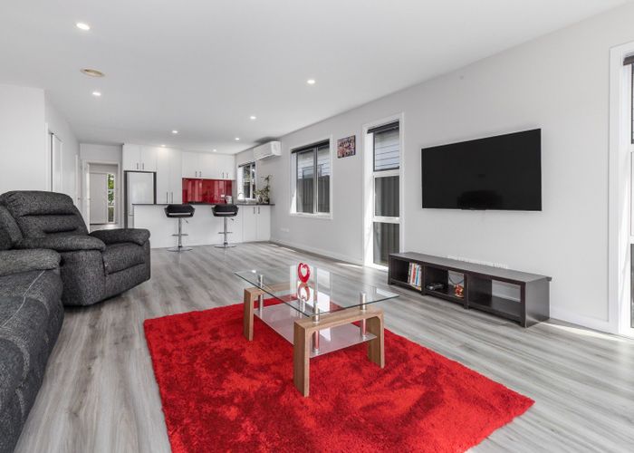  at 44 Karearea Avenue, Kenepuru, Porirua, Wellington