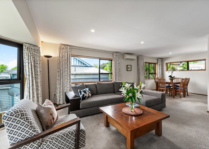  at 2/3 Bayswater Avenue, Bayswater, North Shore City, Auckland