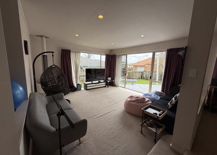  at 1A Picasso Drive, West Harbour, Waitakere City, Auckland