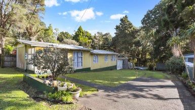  at 35 Tane Road, Laingholm, Auckland
