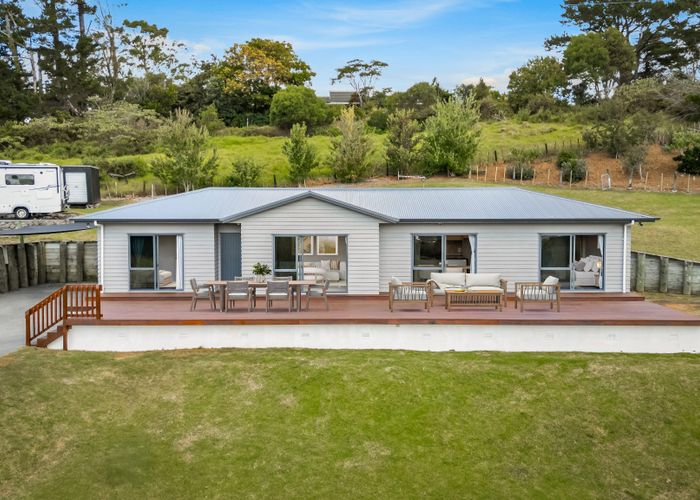  at 183 Spur Road, Stillwater, Silverdale