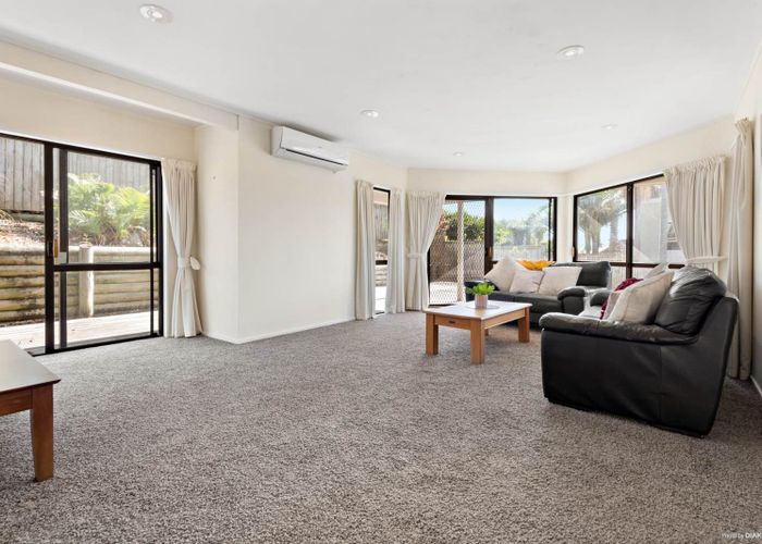  at 15 Cherub Place, West Harbour, Waitakere City, Auckland