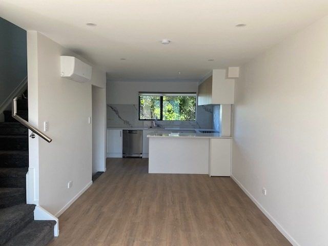  at 2/60 Triangle Road, Massey, Waitakere City, Auckland