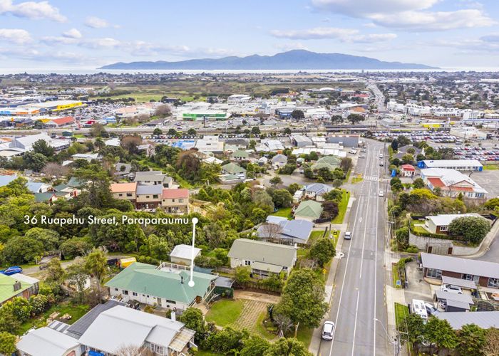  at 36 Ruapehu Street, Paraparaumu