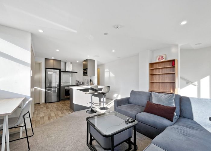  at 2/378 Worcester Street, Linwood, Christchurch City, Canterbury