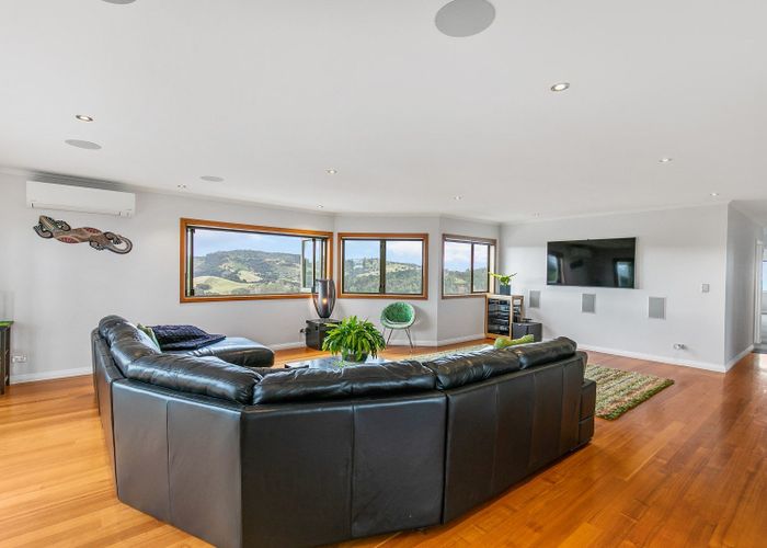  at 11 Sykes Avenue, Hatfields Beach, Orewa