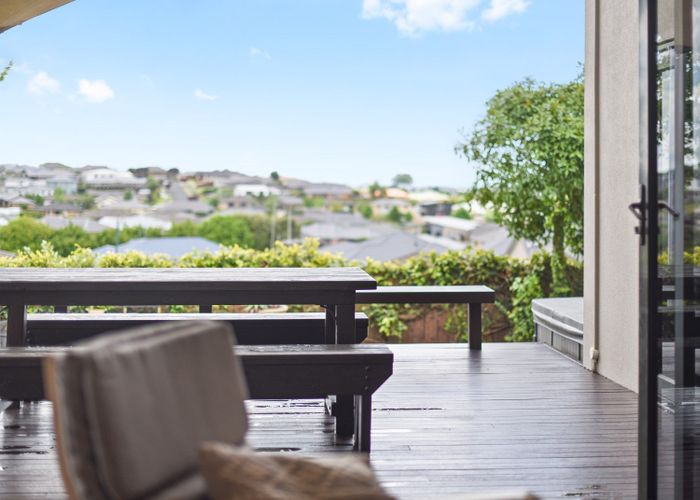  at 82 Brymer Road, Grandview Heights, Hamilton