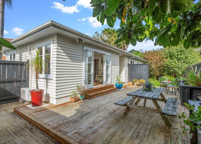  at 206A Rosebank Road, Avondale, Auckland