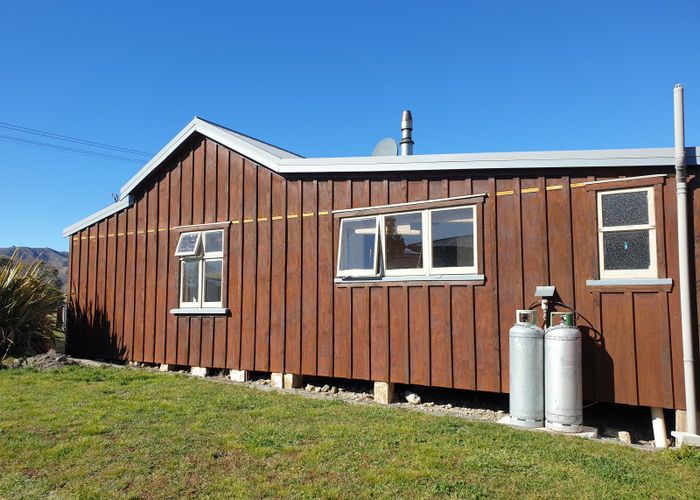  at 21 Gordon Street, Kurow, Waitaki, Otago