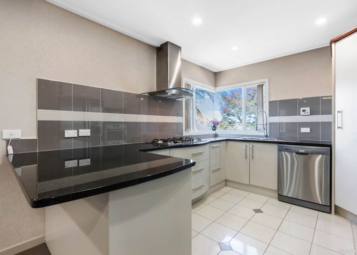  at 6 Hawkdun Drive, Flat Bush, Auckland
