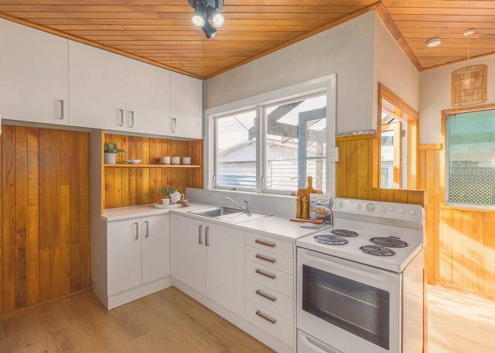  at 20 Tilford Street, Woolston, Christchurch City, Canterbury