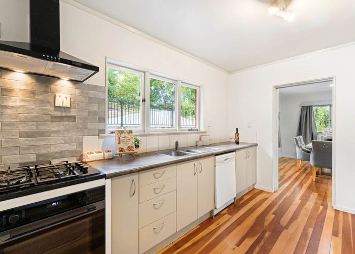  at 42 West Lynn Road, Titirangi, Waitakere City, Auckland