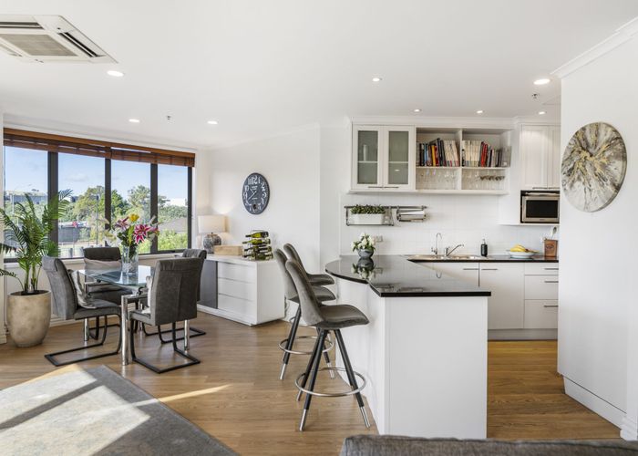  at 201/135 Grafton Road, Grafton, Auckland City, Auckland