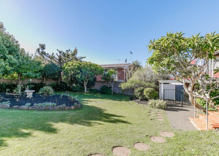  at 6 Park Avenue, Takapuna, Auckland