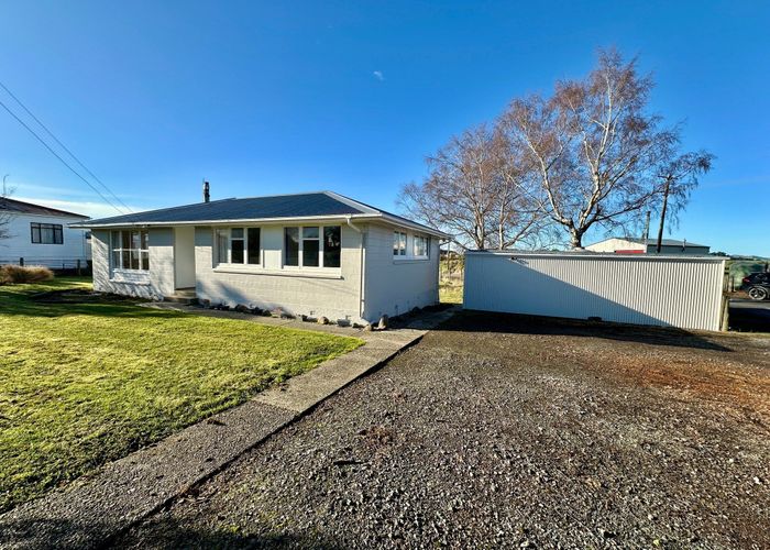  at 20 Anderson Road, Waiwera South