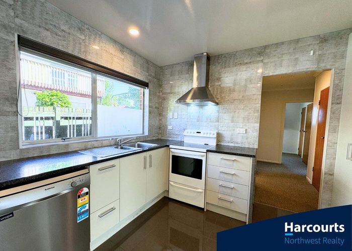  at 1/48 View Road, Henderson, Waitakere City, Auckland