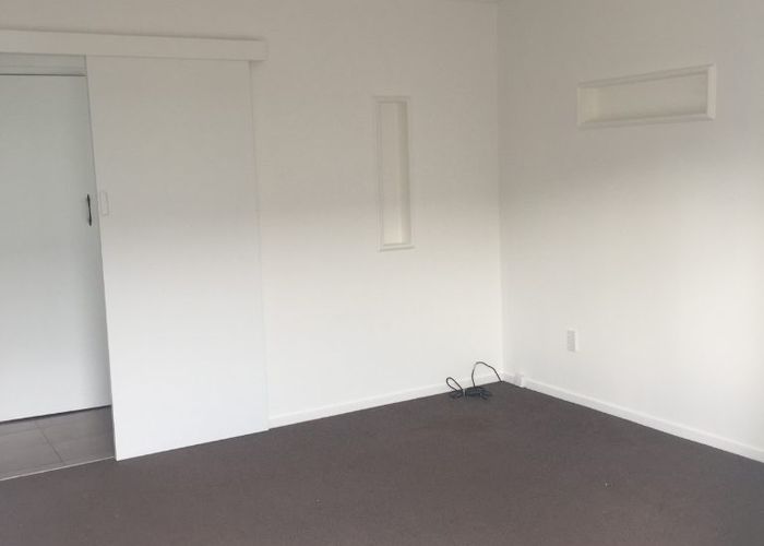  at 2/8 George Street, Mount Eden, Auckland City, Auckland