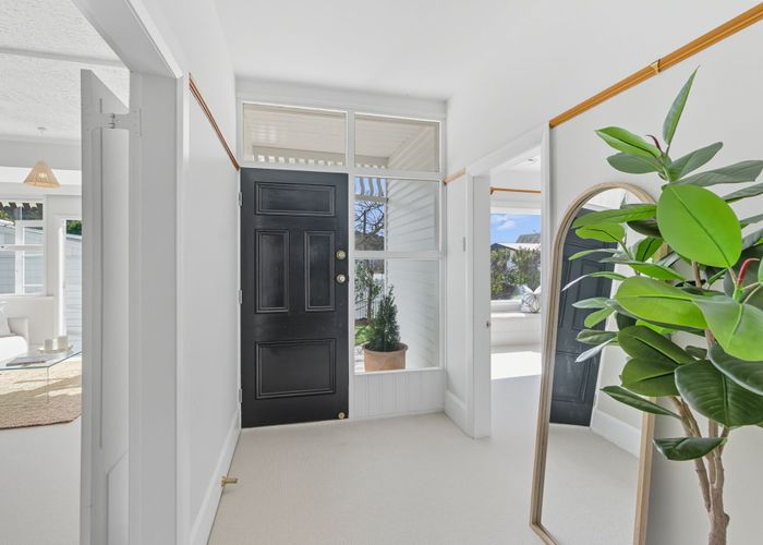  at 37 Menzies Street, Sumner, Christchurch City, Canterbury
