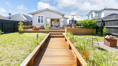  at 184 Rongotai Road, Rongotai, Wellington