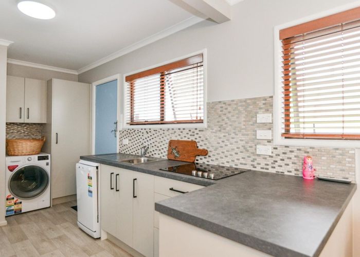  at 2/409 Lyndon Road West, Hastings Central, Hastings, Hawke's Bay