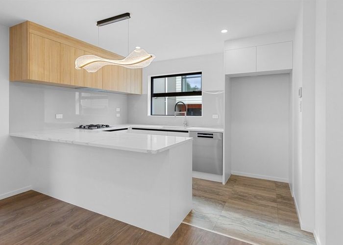  at 41 Golf Road, New Lynn, Waitakere City, Auckland