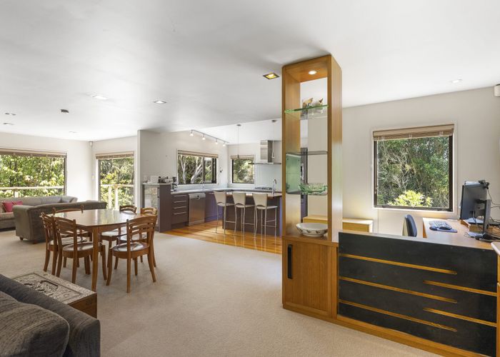  at 36 Inglis Street, Birkenhead, Auckland