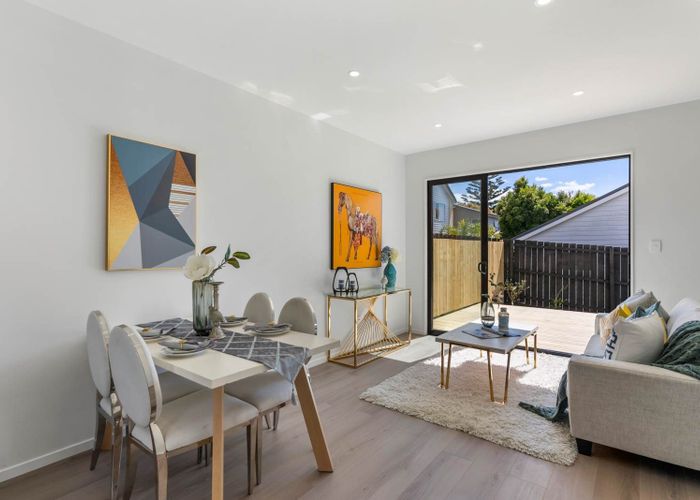  at 4 Bruce Road, Glenfield, North Shore City, Auckland