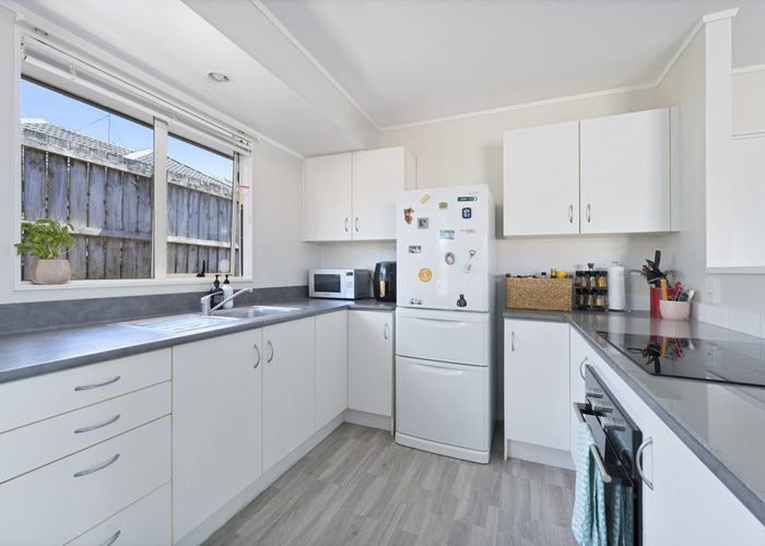  at 13 Legacy Drive, Henderson, Auckland