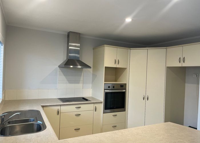  at 2/62 Peter Buck Road, New Windsor, Auckland City, Auckland