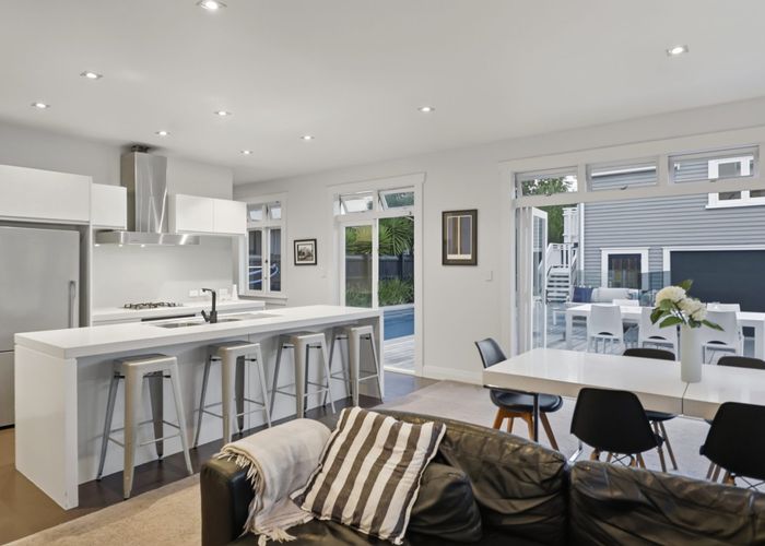  at 46 Premier Avenue, Point Chevalier, Auckland City, Auckland