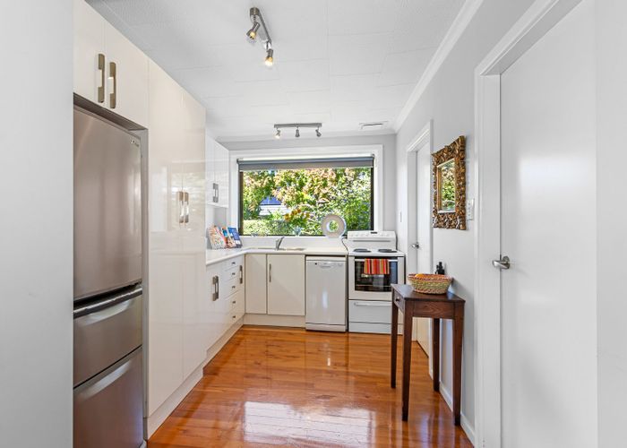  at 2 Woodbank Street, Somerfield, Christchurch