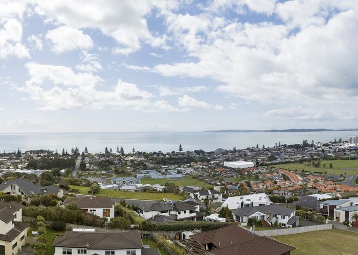  at 5 Savoy Road, Orewa, Orewa