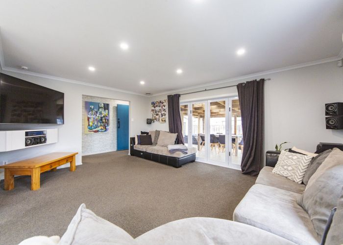  at 8 Bryce Place, Kelvin Grove, Palmerston North