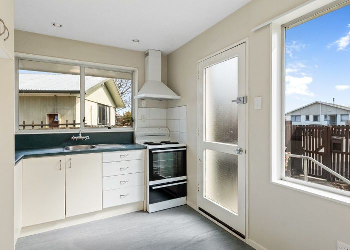  at 1/11 Wanstead Place, Woolston, Christchurch City, Canterbury