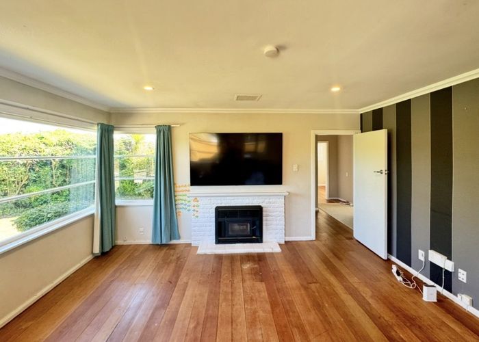  at 11 Saint Albans Avenue, Hokowhitu, Palmerston North, Manawatu / Whanganui