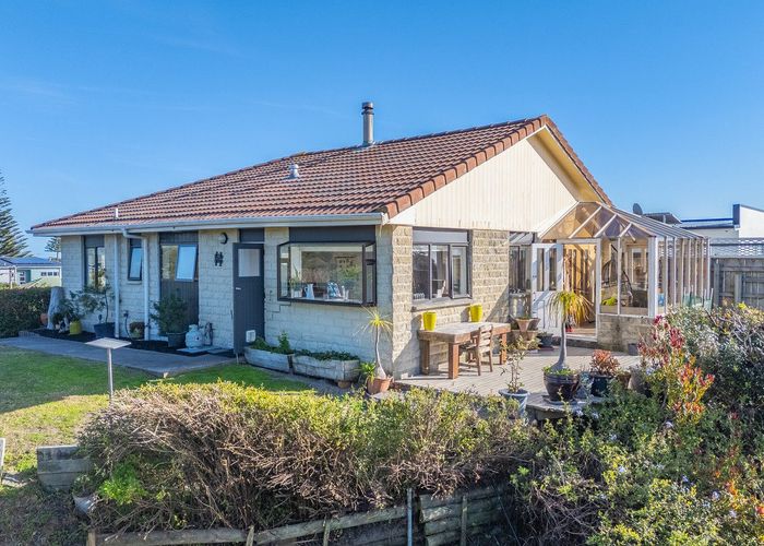  at 14 Koromiko Street, Otaki Beach, Kapiti Coast, Wellington